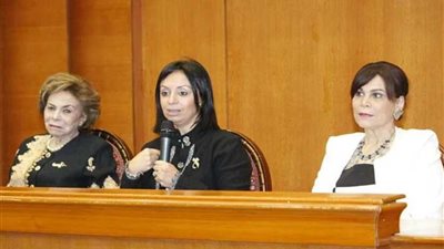 زواج الأطفال يتصدر اهتمامات 