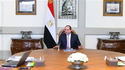الرئيس السيسي يوجه بمواصلة تطوير قدرات هيئة قناة السويس وتعظيم مواردها 