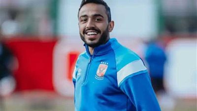 وصول البطاقة الدولية لكهربا.. والأهلي يكشف عن رقم اللاعب