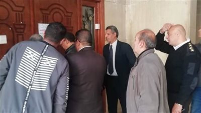 غلق وتشميع 90 مركزا تعليميا و12 صالة للرياضة جنوب القاهرة