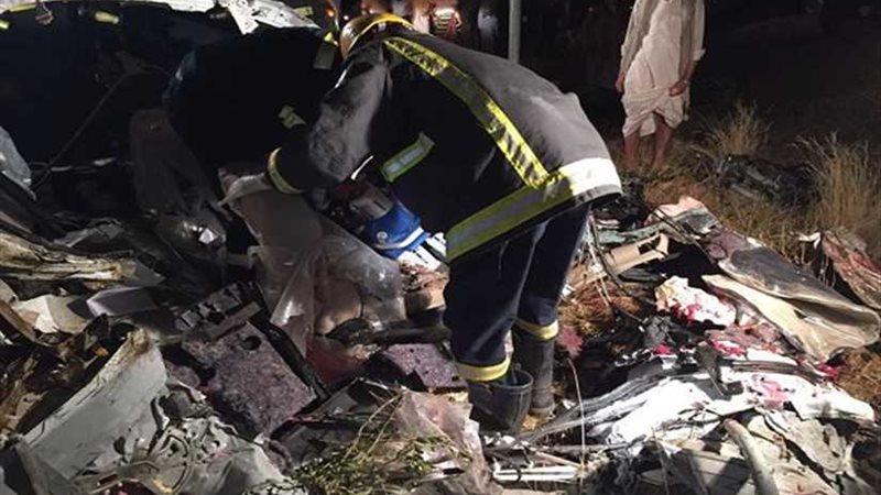 مصرع وإصابة 4 أشخاص