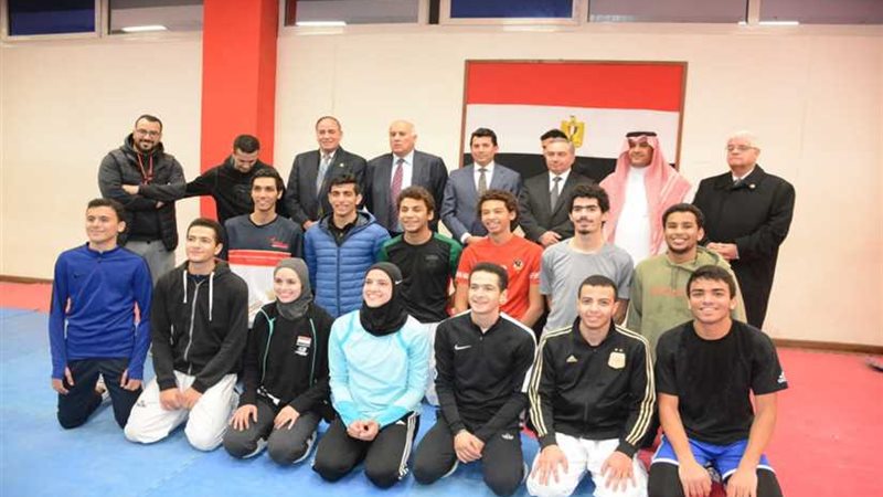 بالصور.. وزراء الشباب