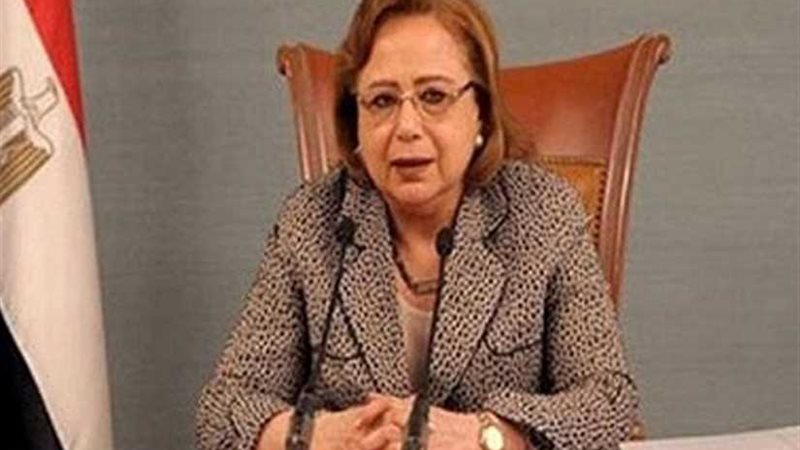 قومي المرأة يشيد