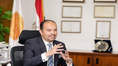  للوقاية من كورونا.. مدير المعهد المصرفي: مستمرون في التدريب الإلكتروني