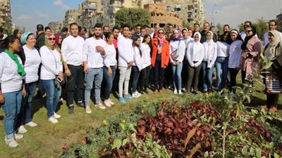 وزيرة البيئة تفتتح حملة تشجير ميدان تريومف بمصر الجديدة