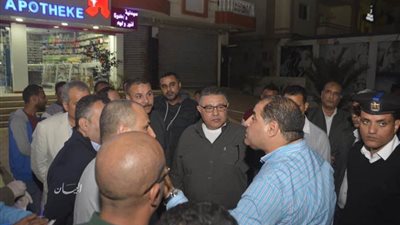 محافظ البحر الأحمر يقود حملة مكبرة على الصيدليات  بـ