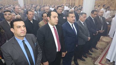 محافظ المنوفية يشهد قداس عيد الميلاد
