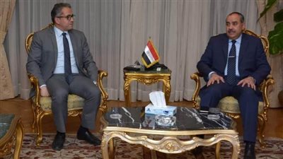 وزيرا السياحة والطيران: لن  يتم غلق المجال الجوي المصري خلال مدة التعليق 