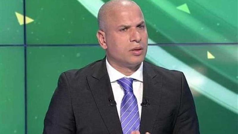 من أمام الأهرامات..