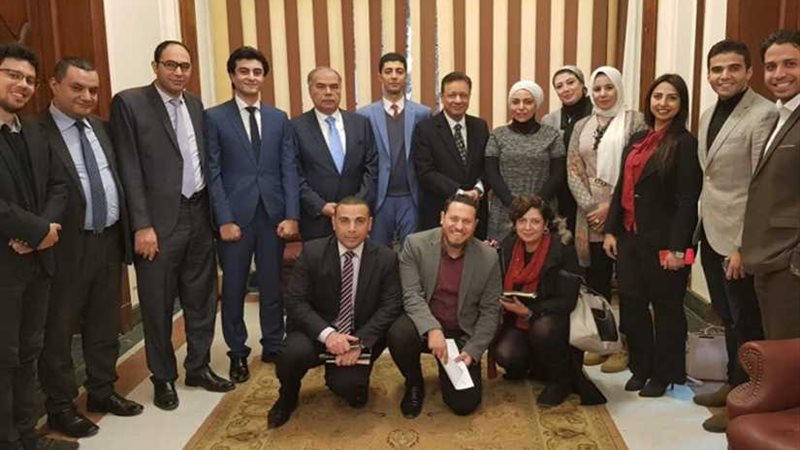 وفد التنسيقية يلتقي