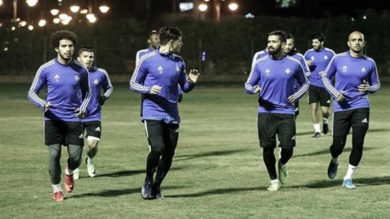 قائمة بيراميدز لمواجهة