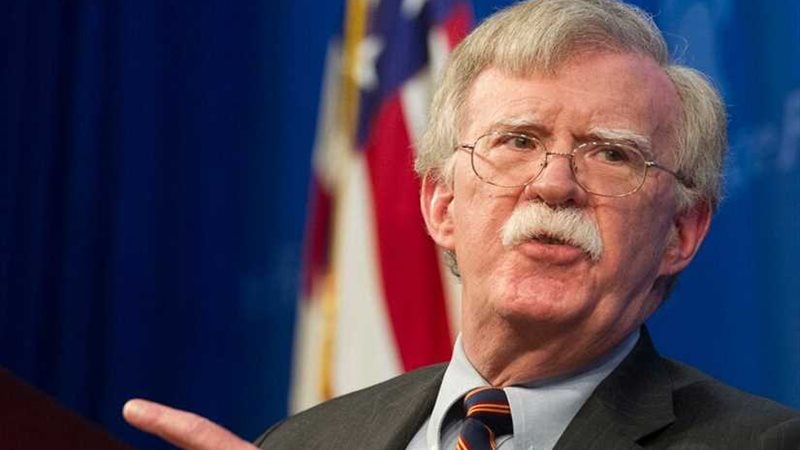 بولتون: مستعد للشهادة