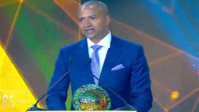 عاجل.. رئيس مازيمبي أفضل مدير نادي إفريقي‎