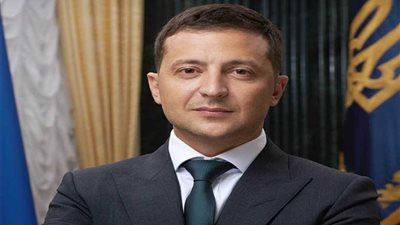 رئيس أوكرانيا يأمر بفتح تحقيق جنائي في حادث تحطم طائرة في إيران