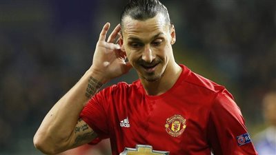 اعتاد على إثارة الجدل.. إبراهيموفيتش يتحدى كورونا بتصريح غريب