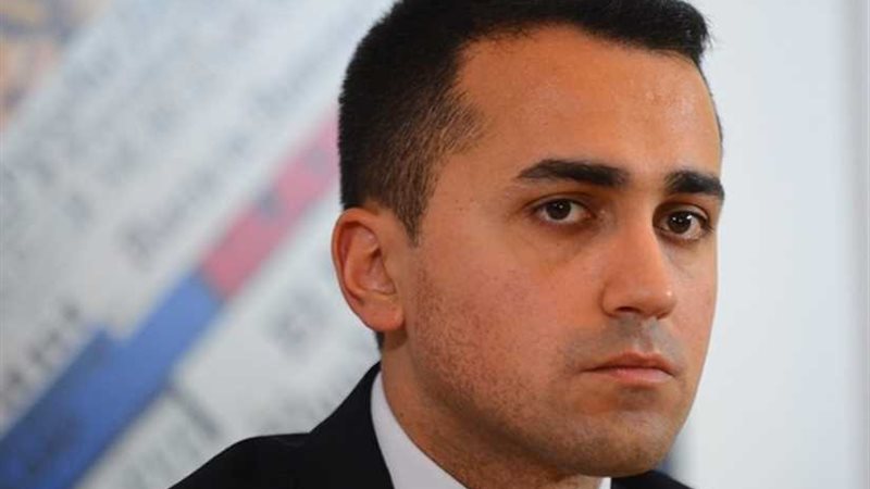 وصول وزير خارجية