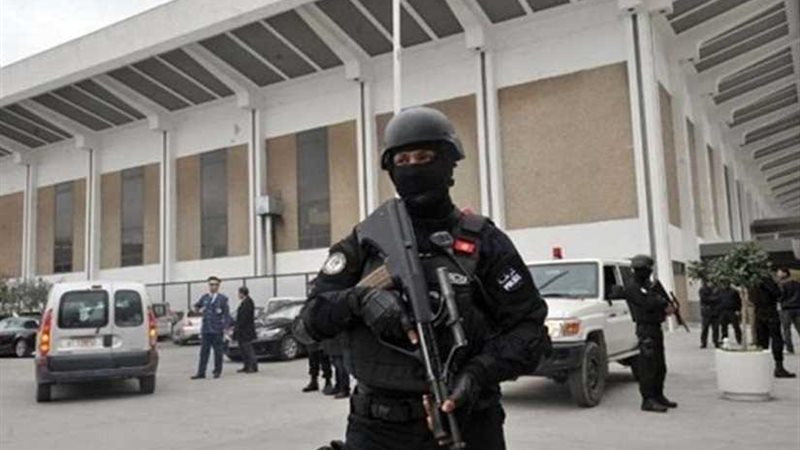 تونس تضبط 19 شخصاً