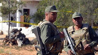 تونس تضبط 19 متسللا إلى أراضيها قرب الحدود مع ليبيا