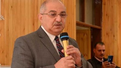 تكريم العاملين بكلية ومستشفى طب الأسنان بأسيوط