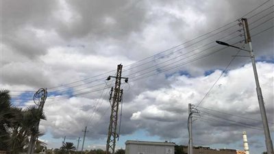 السحب تُغطي سماء أسيوط ويصاحبها موجة صقيع (صور)