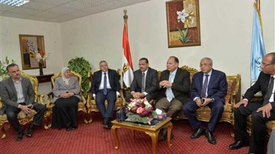 محافظ أسيوط يشهد انطلاق حملة مستقبل وطن 