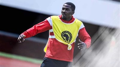 فقرة خاصة للتدريب على الكرات العرضية في مران الأهلي