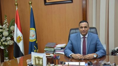 محافظ الدقهلية يوجه بغلق المطاعم والمولات لمواجهة فيروس 