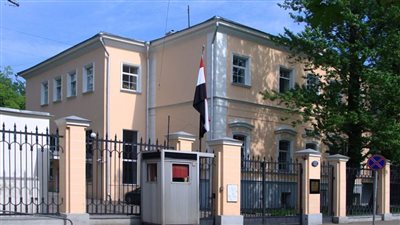 السفارة المصرية في جاكرتا تُسهل عودة  المصريين العالقين في إندونيسيا إلى أرض الوطن