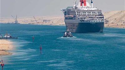 تثبيت رسوم عبور السفن بقناة السويس نتيجة تراجع إيرادات القناة أكذوبة