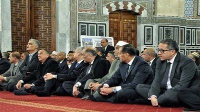 صلاة الجمعة بمسجد الفتح بعد انتهاء عمليات الترميم‎