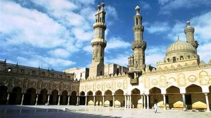 معلومات الأزهر يناقش