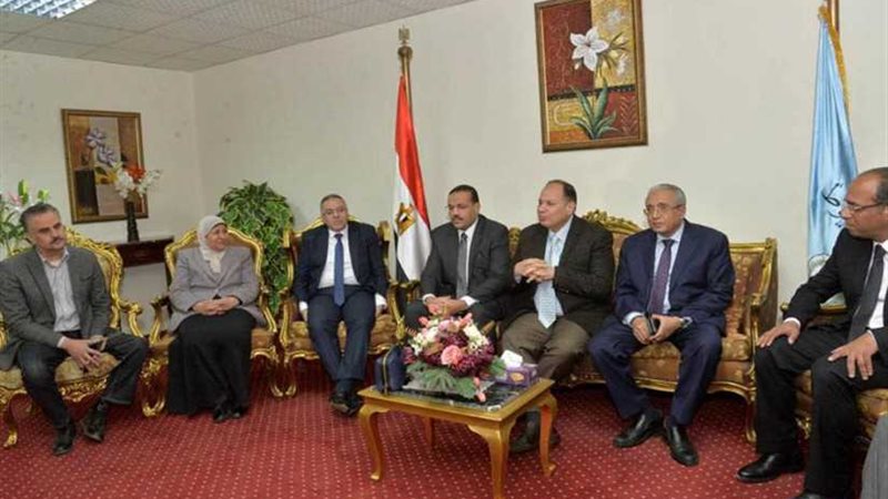 محافظ أسيوط يشهد