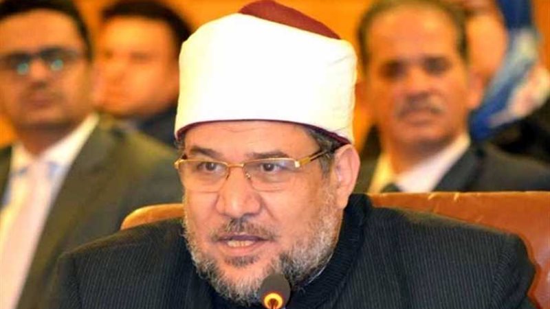 وزير الأوقاف يعتمد