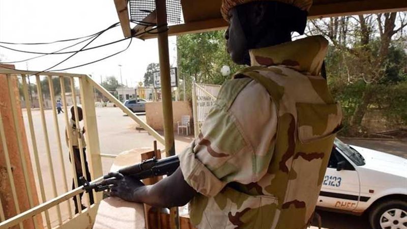 مصرع 25 جنديا في