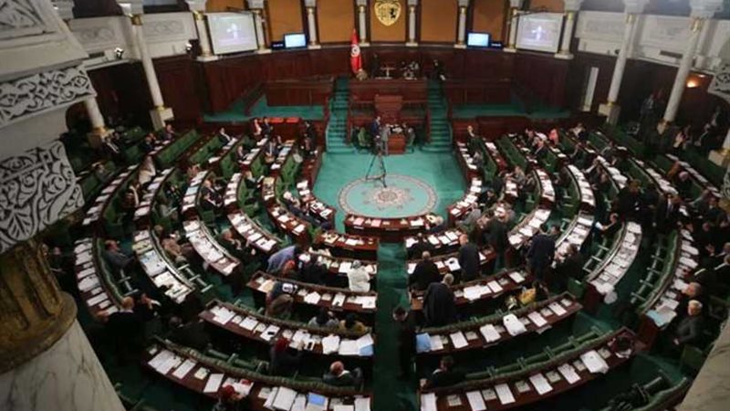 استقالة 3 نواب من