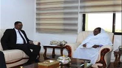 وزيرة خارجية السودان وسكرتير 