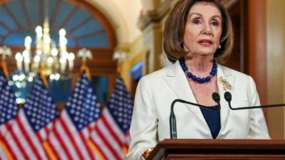 بيلوسي: إرسال مواد مساءلة 