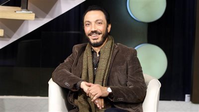 عيد الأم.. طارق لطفي: المرأة مركز المجتمع وأصل الوجود