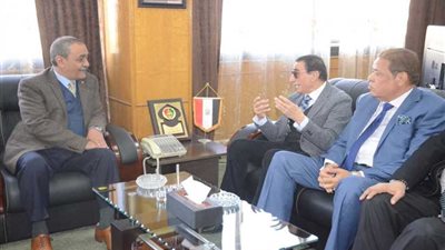 إطلاق اسم عبدالمنعم عمارة على قاعة المؤتمرات الكبرى بالإسماعيلية