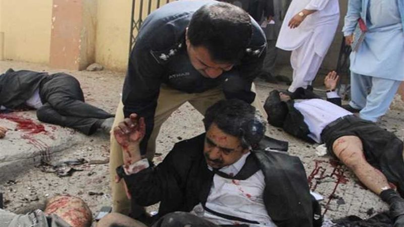 مقتل 13 شخصا بينهم