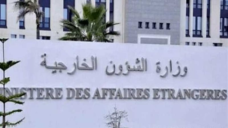 الجزائر تدين الهجومين