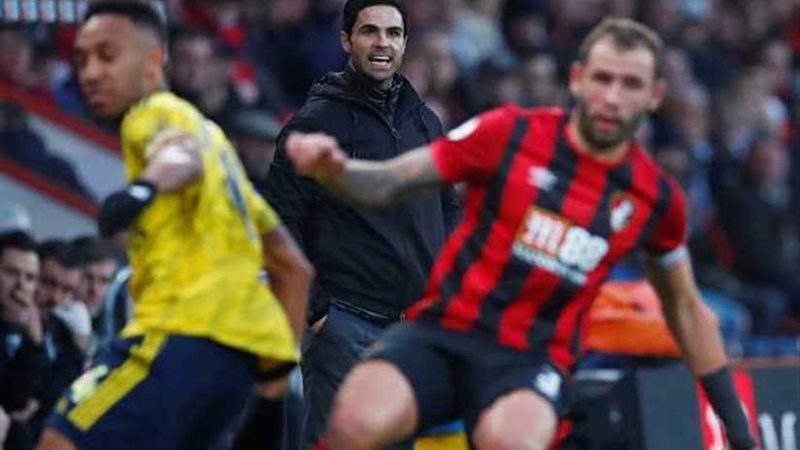 كريستال بالاس يتعادل