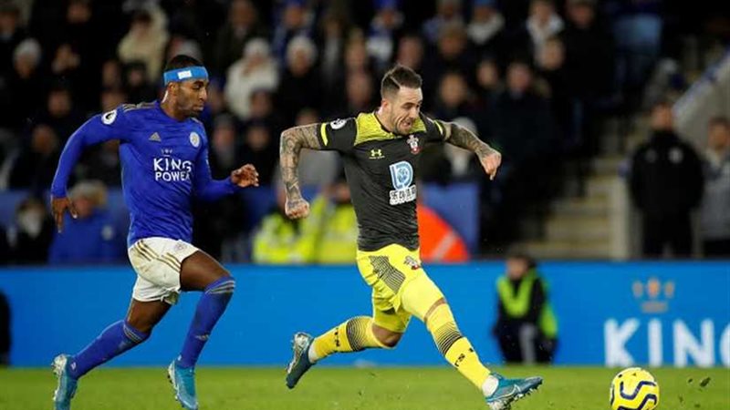 ليستر سيتي يسقط على