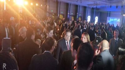 وزراء وأعضاء برلمان باحتفالية 