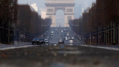 فرنسا تعلن حظر التجوال في بعض المدن