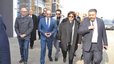 وزيرة الثقافة تدعو الأسرة المصرية لقضاء يوم ثقافي بمعرض الكتاب 