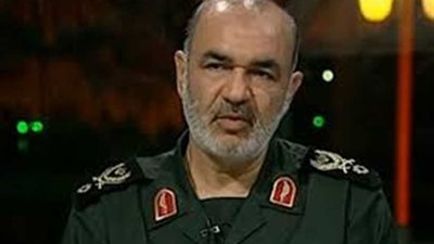 قائد الحرس الثوري الإيراني: أشعربالخجل من حادث الطائرة الأوكرانية