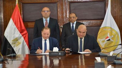 بروتوكولان لتنفيذ 10 مشروعات للصرف الصحي بـ 3 محافظات