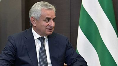 الرئيس الأبخازي يعلن استقالته
