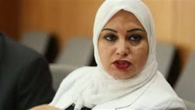 سلاف درويش تناشد الجمعيات الأهلية بمساعدة المتضررين من كورونا